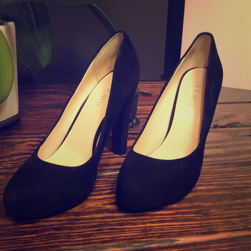 Nine West suede block pumps